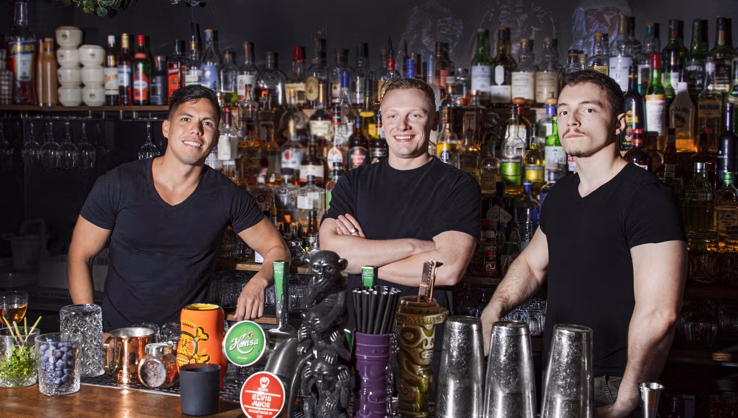 Last Monkey Cocktail bar