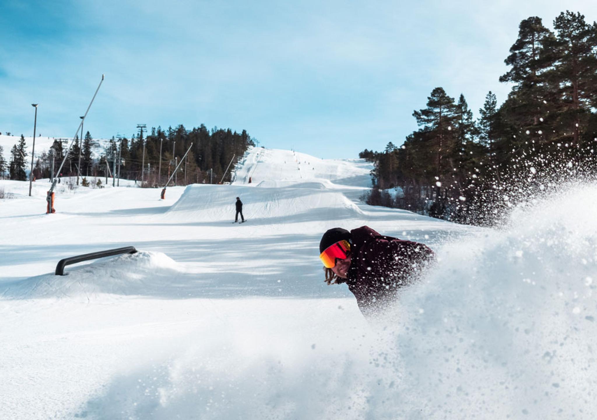 snowboarder at Gautefall ski center