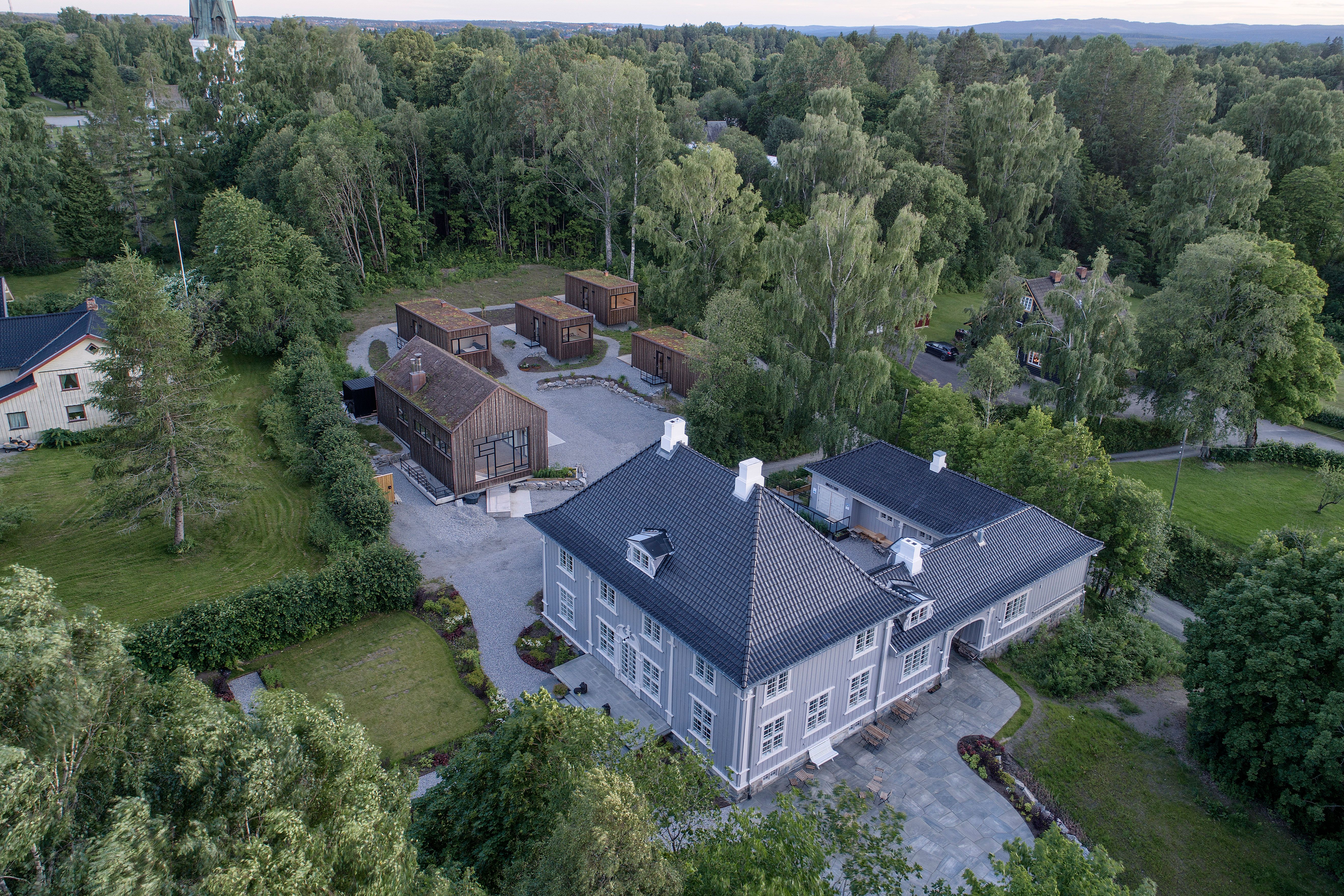 Dronebilde av hus