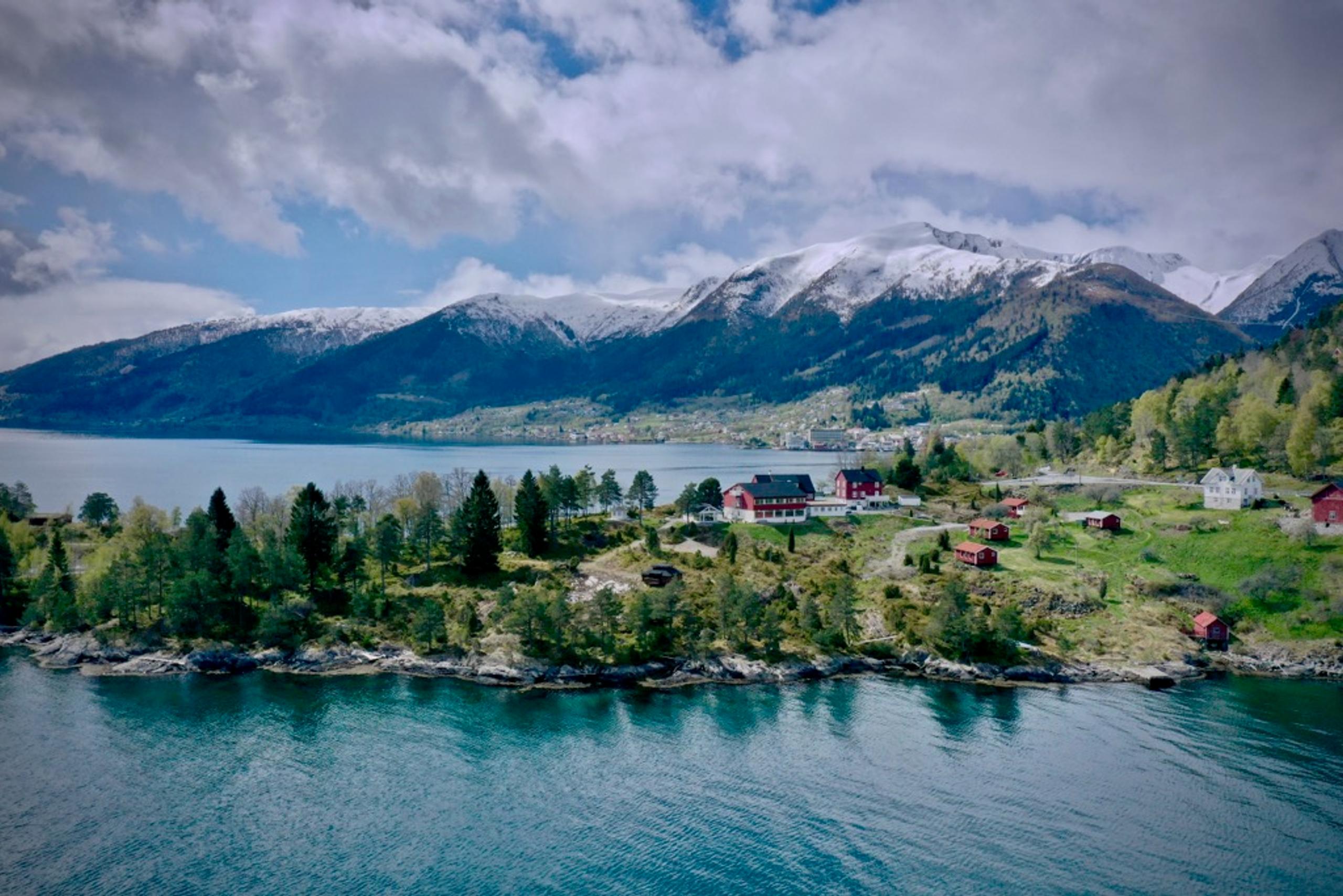 Dragsvik Fjordhotell