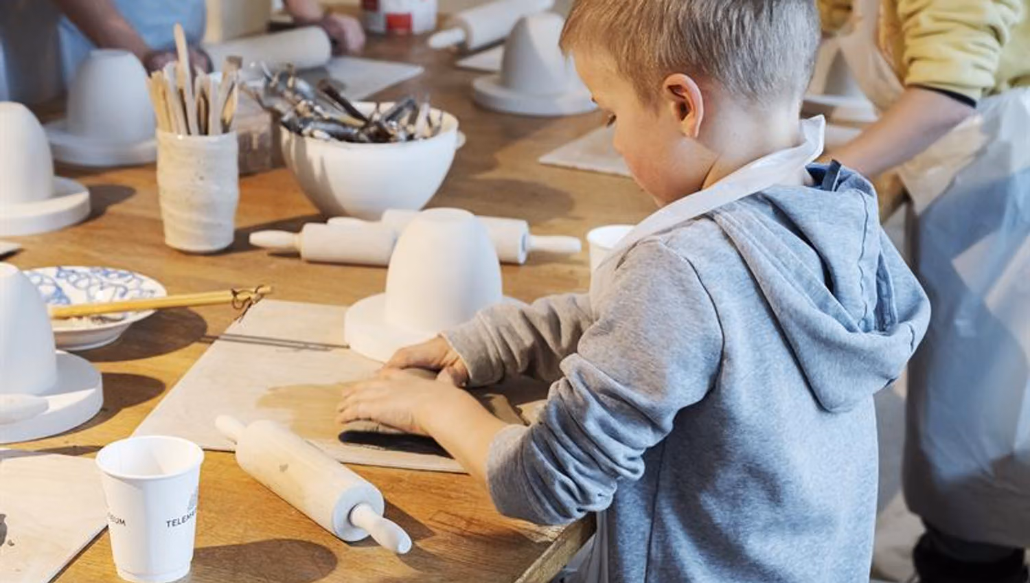 clay workshop for kids at the porcelain museum in Porsgrunn