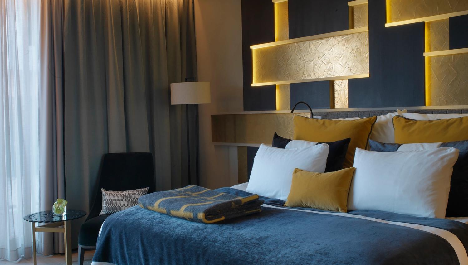 twin room at the thief