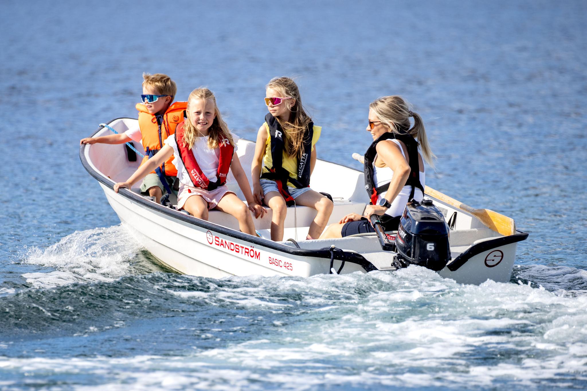 Boat rental - Fishing