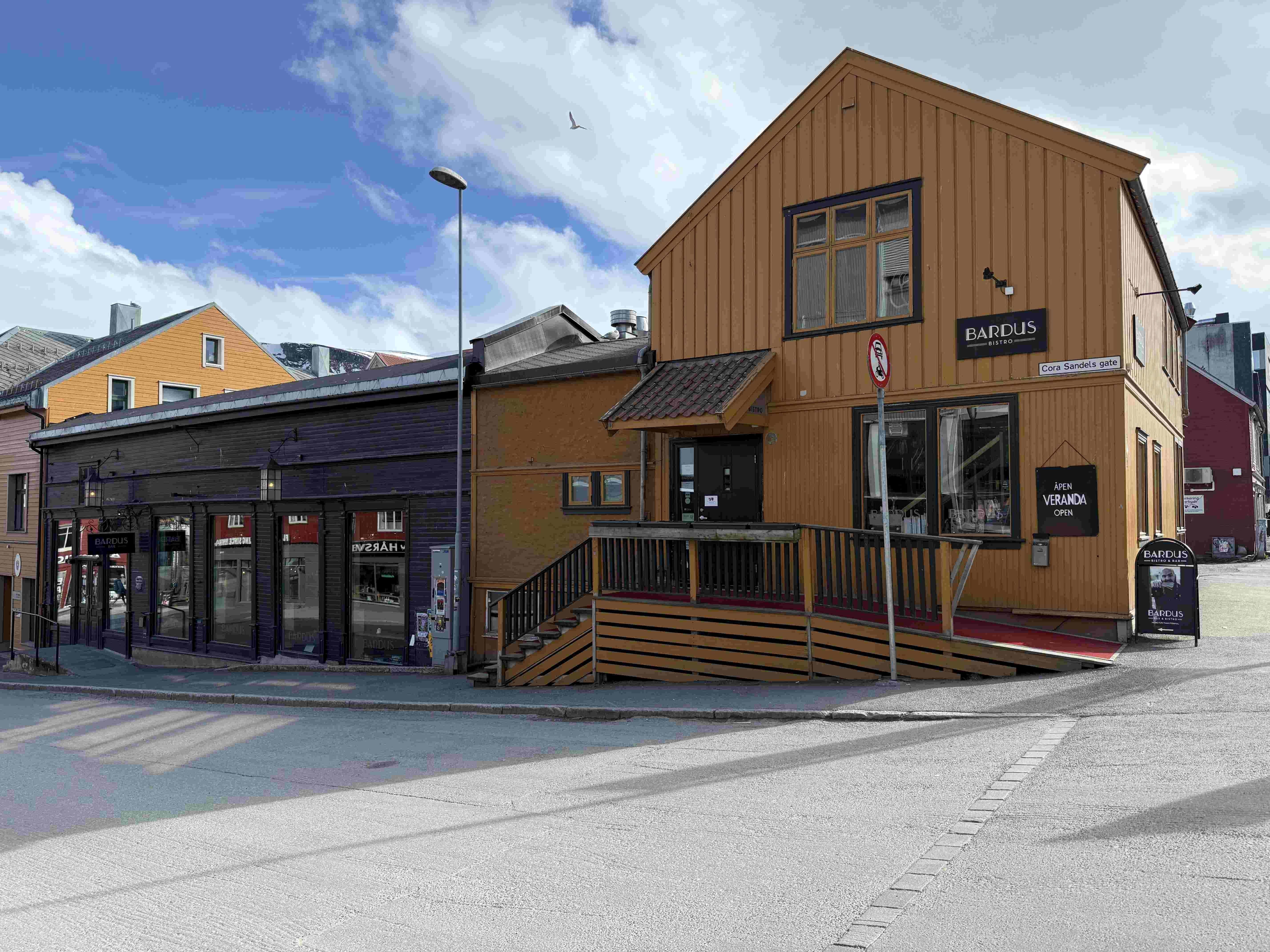 Outside Bardus Bar and Bistro