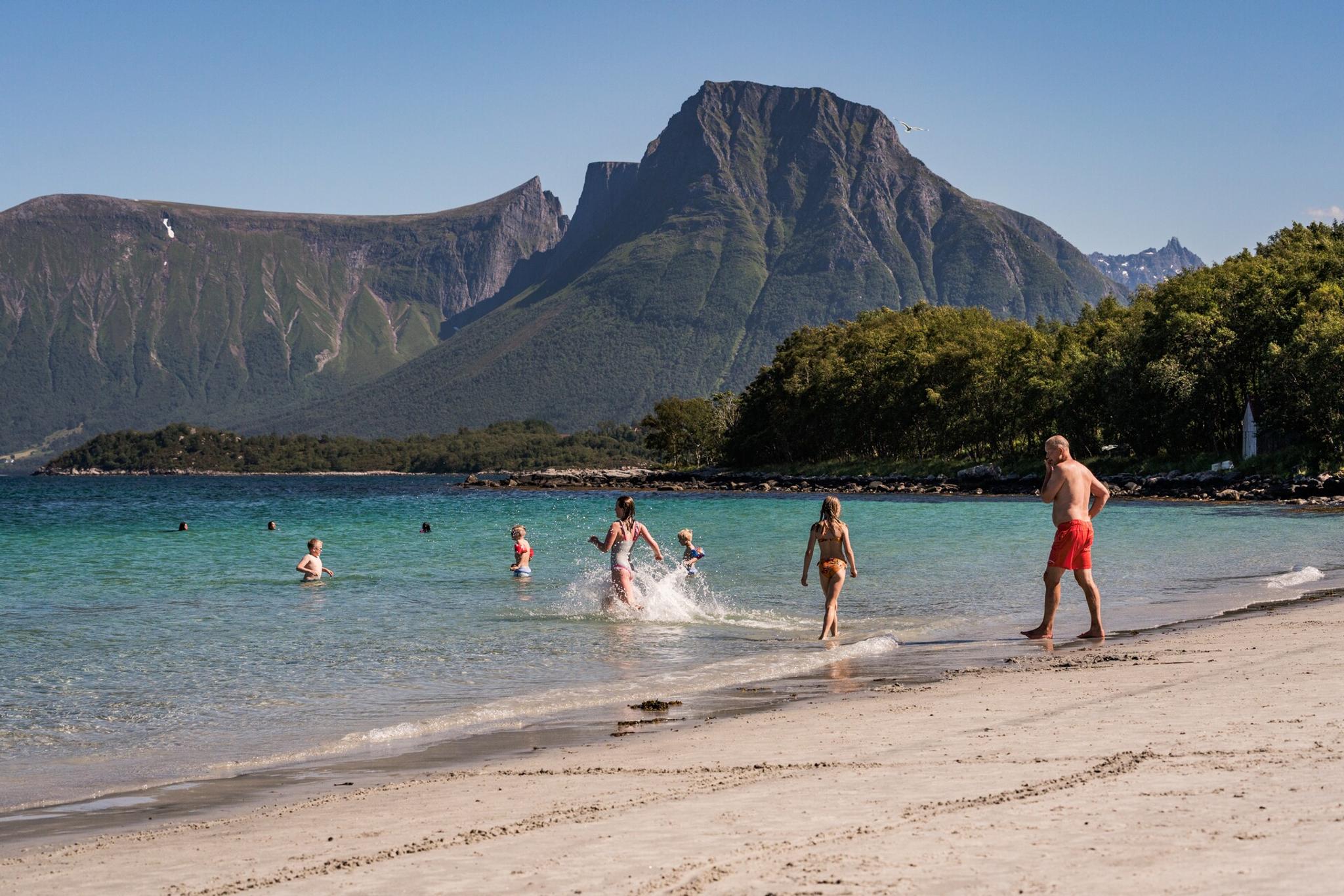 Overåsanden beach Hareid