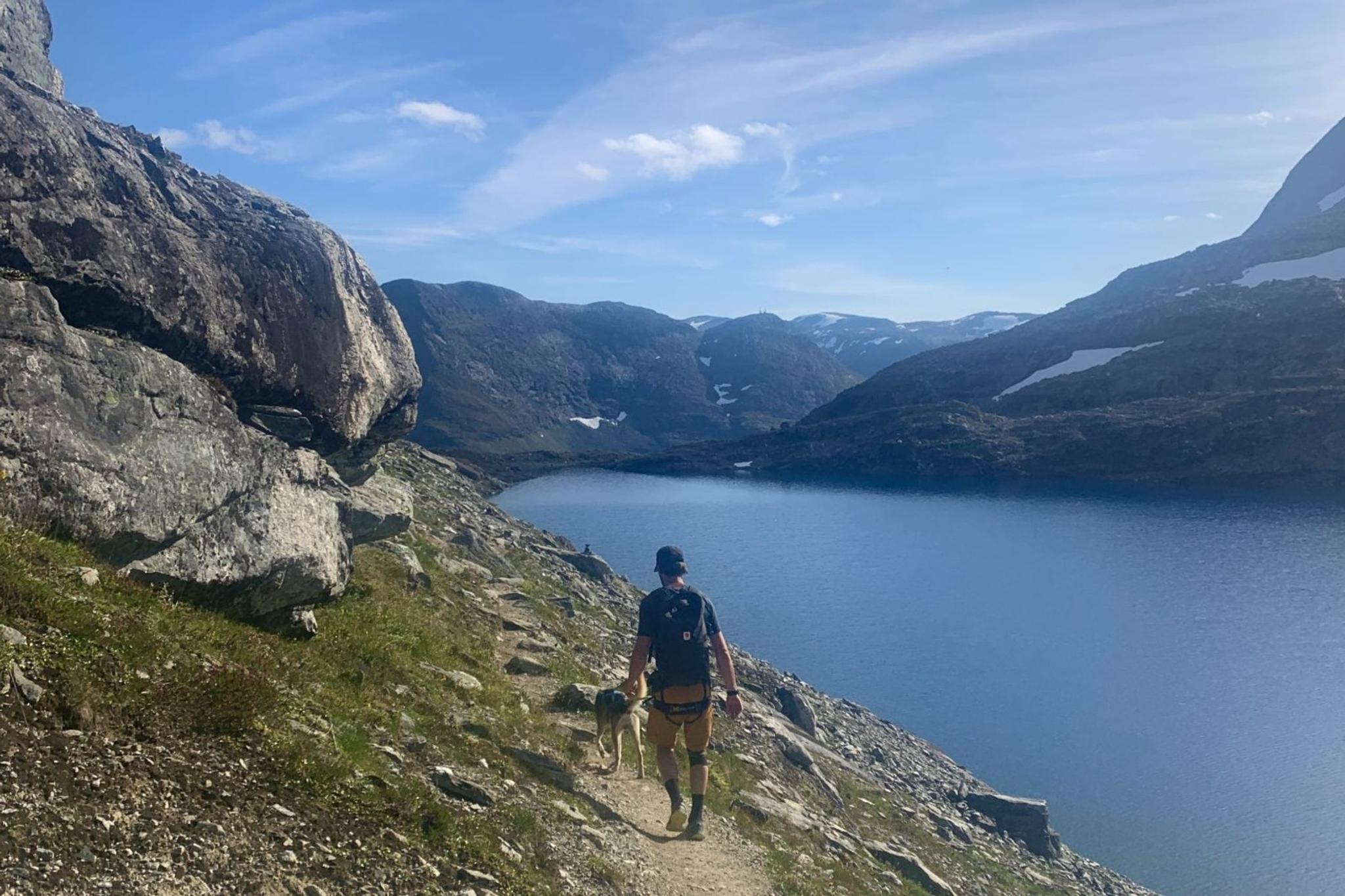 Guided hike to Bispevatnet from Trollstigen
