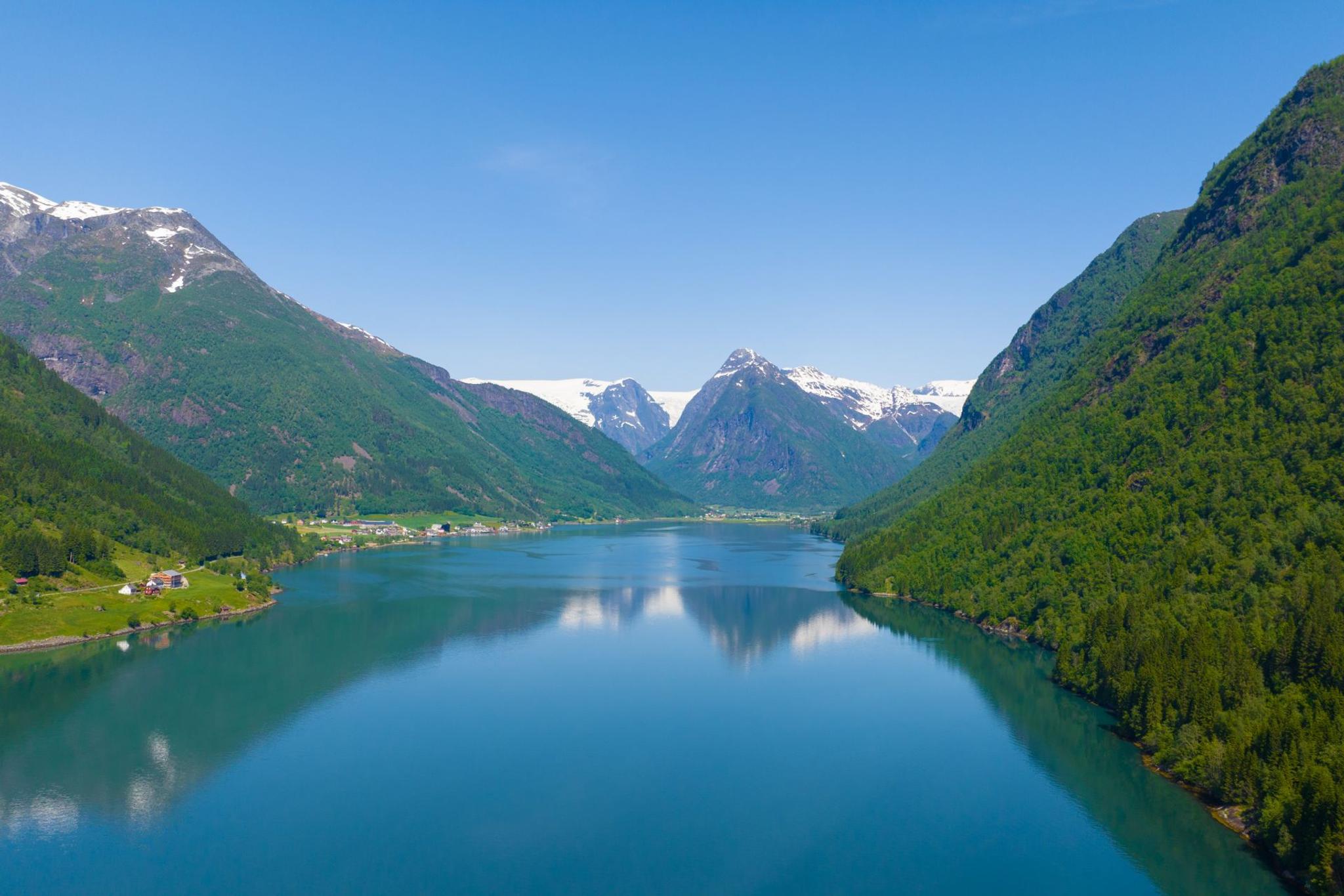 Fjærlandsfjorden