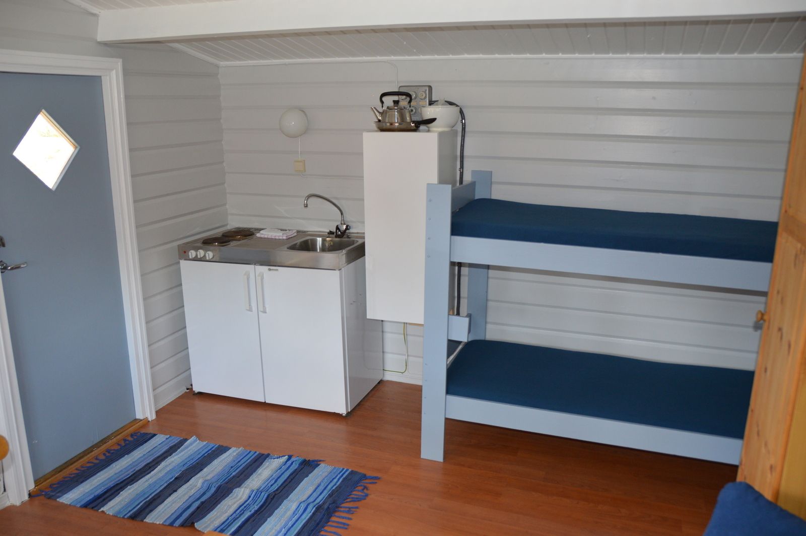 Bunk bed