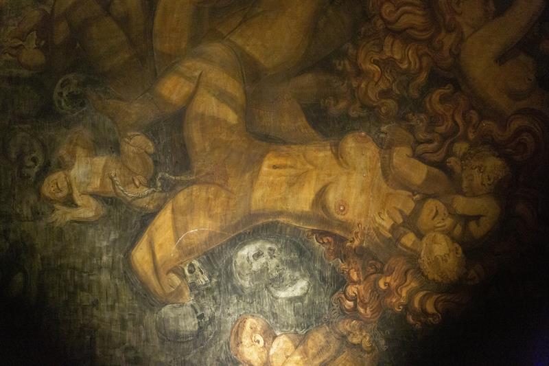 Detail of frescoe.