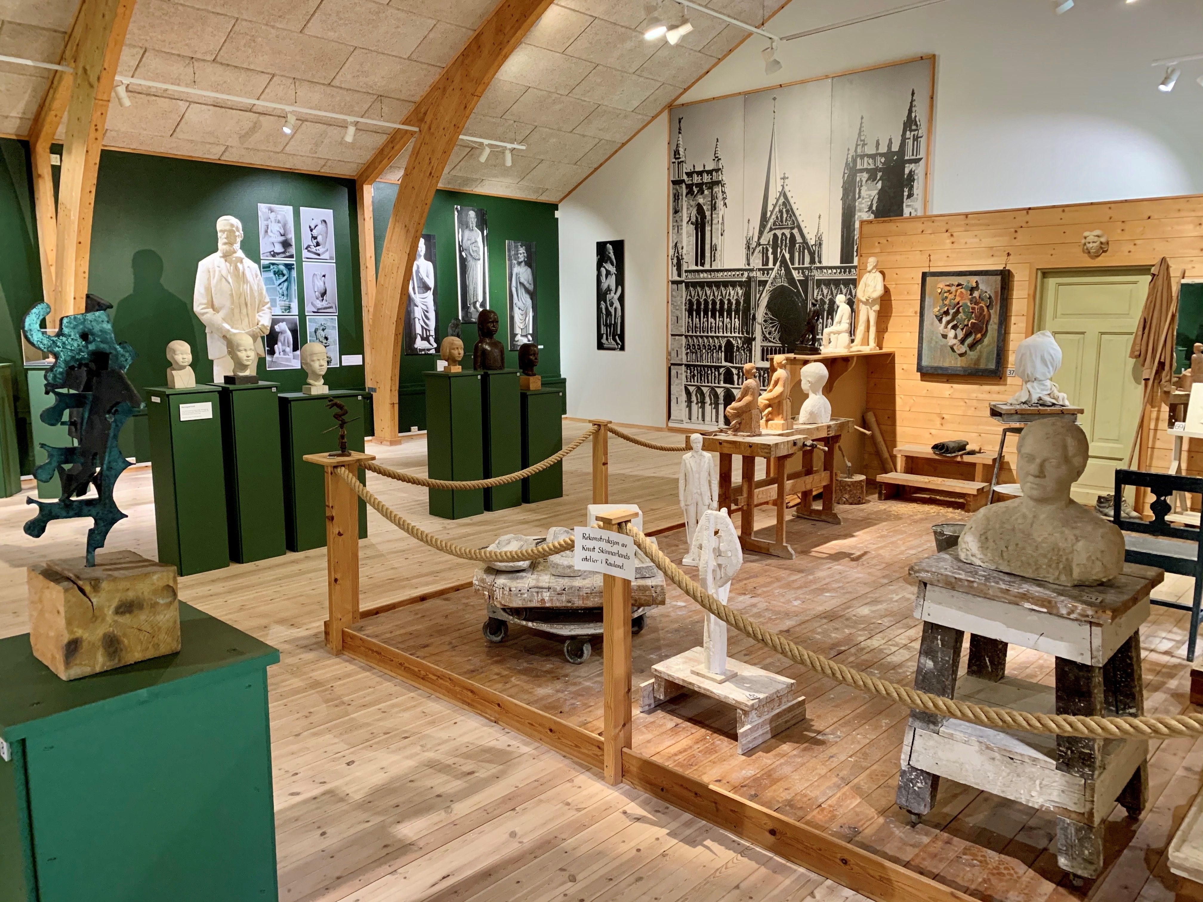 Utstilling på Skinnarlandsamlinga i Rauland, Vest-Telemark museum, Knut Skinnarland.