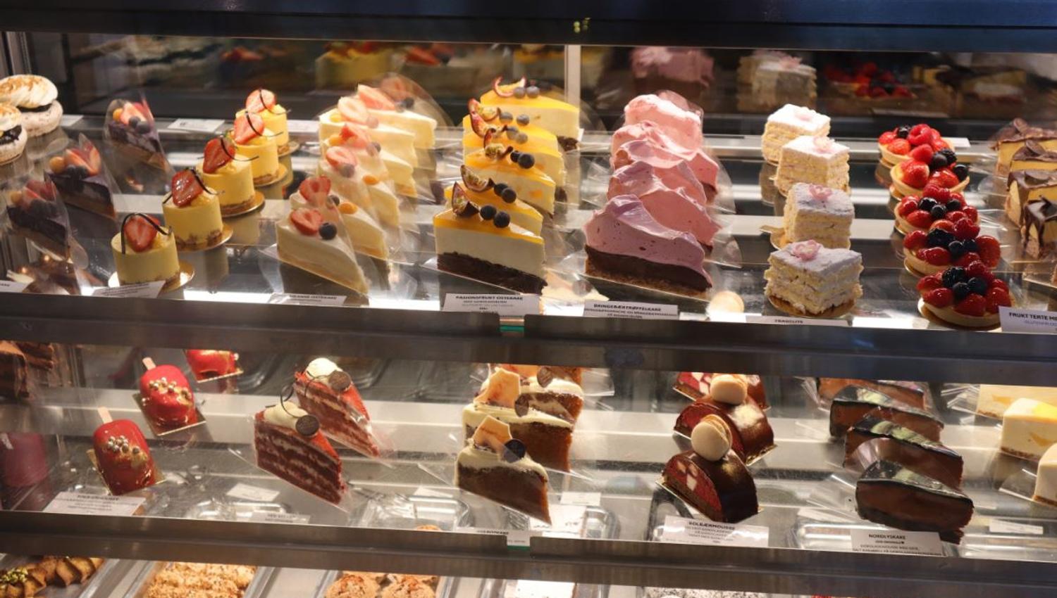 Different types of cakkes