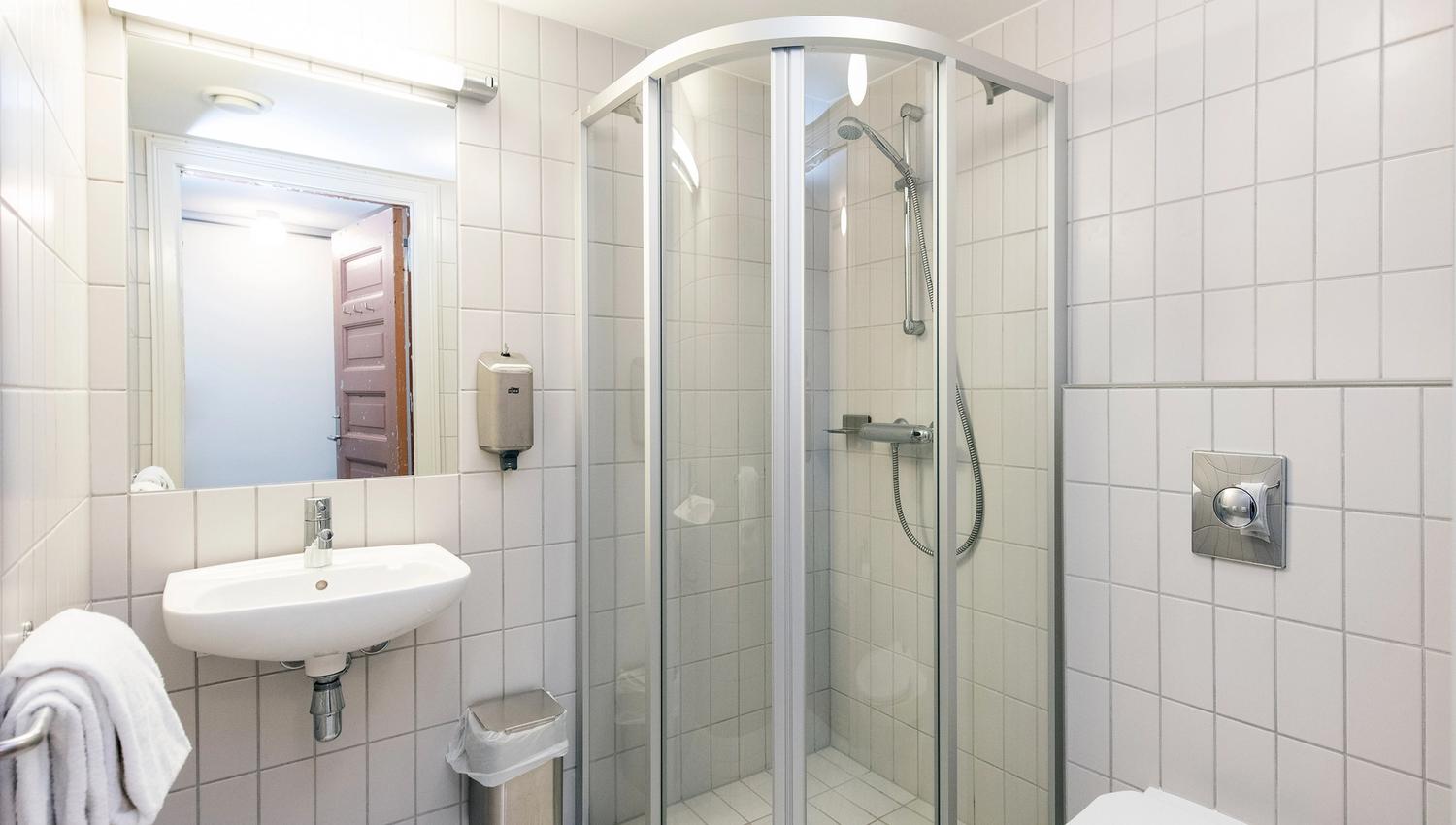 En suite bathroom