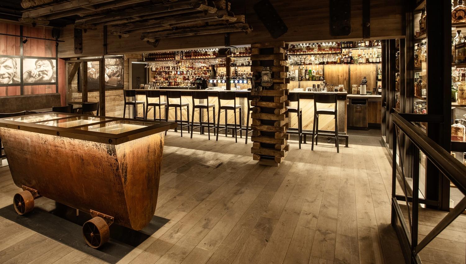 View towards the bar