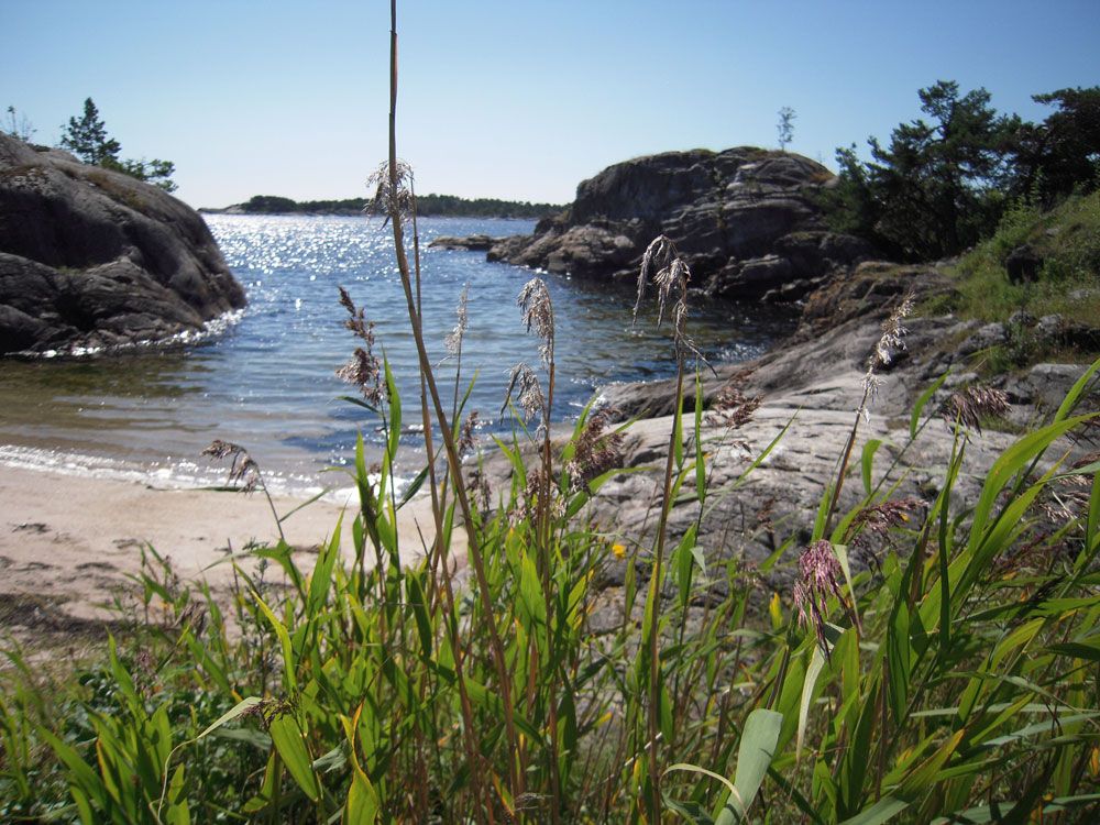 Ivarsand, en flott strand som ligger langs kyststien