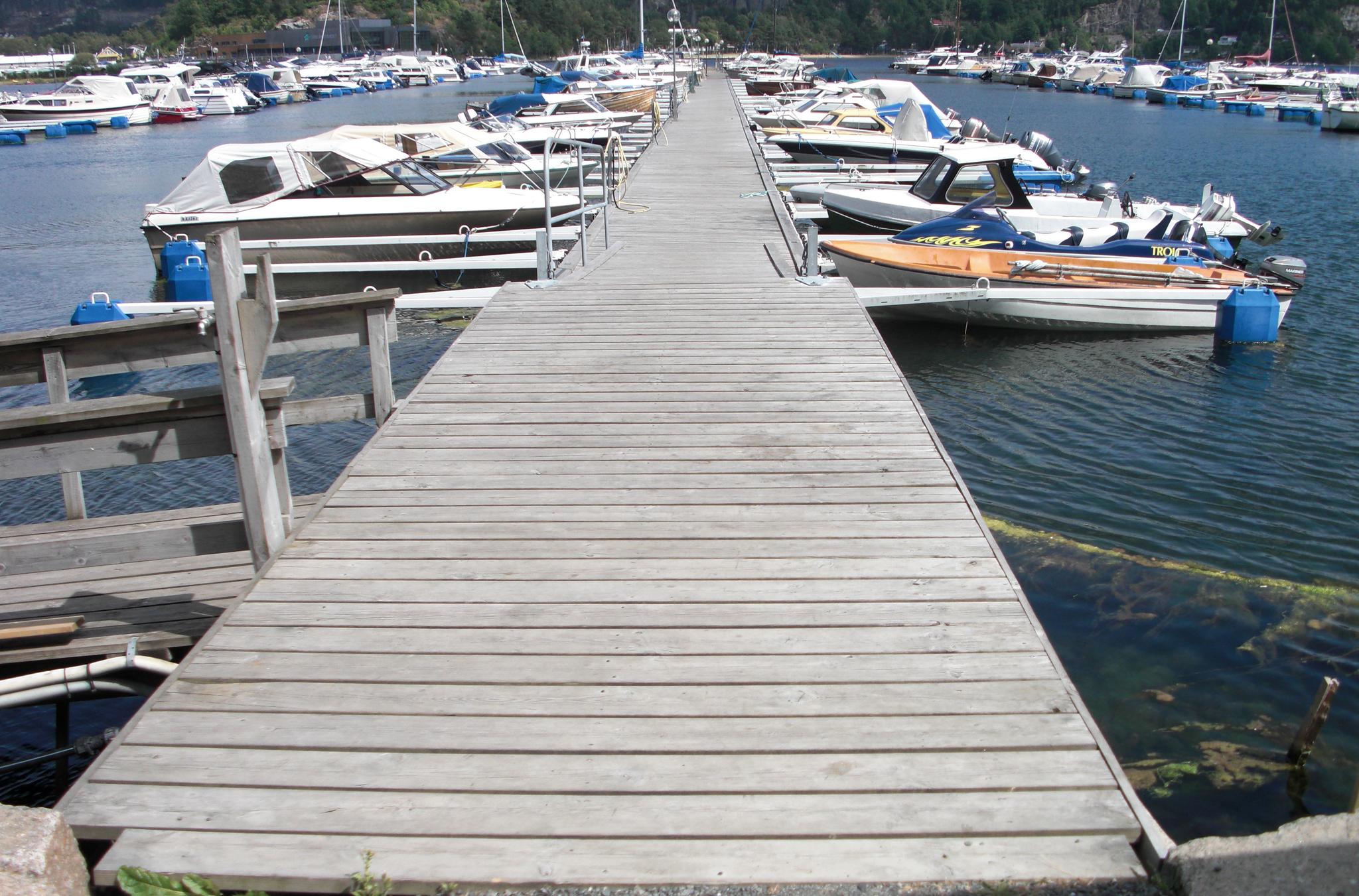 Lyngdal Boat guest harbour