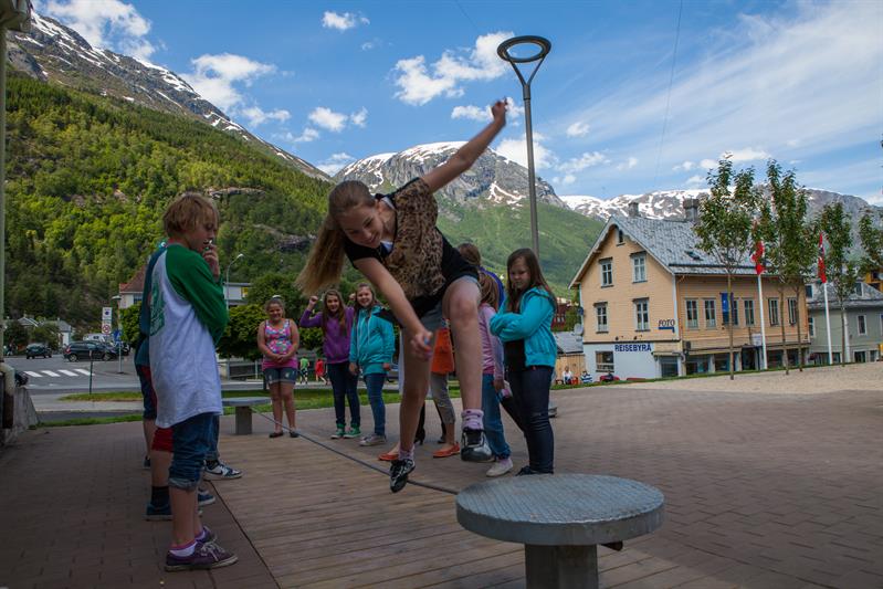Aktiv læring og moro utandørs på KraftLaben i Hardanger.
