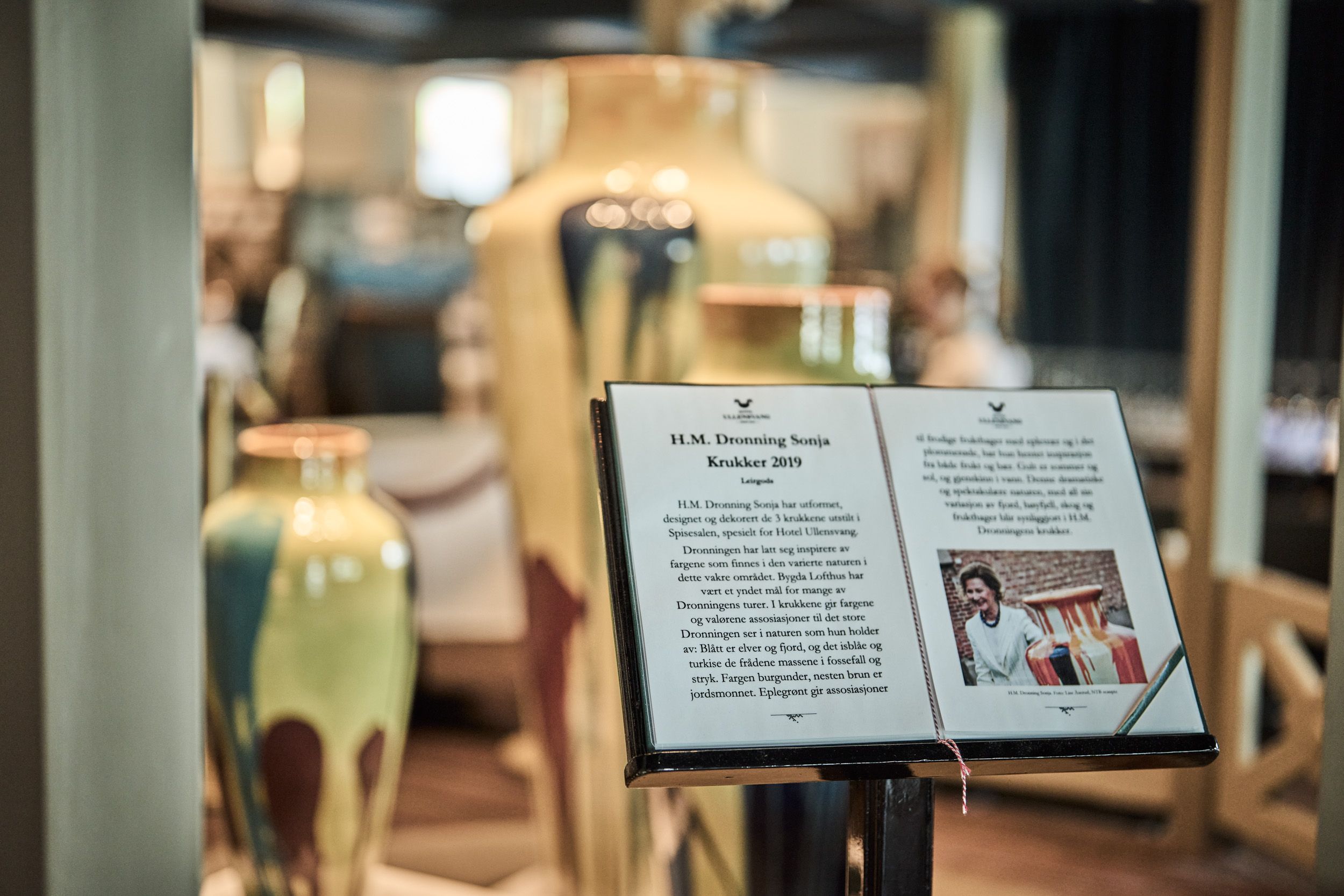 Exhibition of Queen Sonja’s decorative jars from 2019 at Hotel Ullensvang.