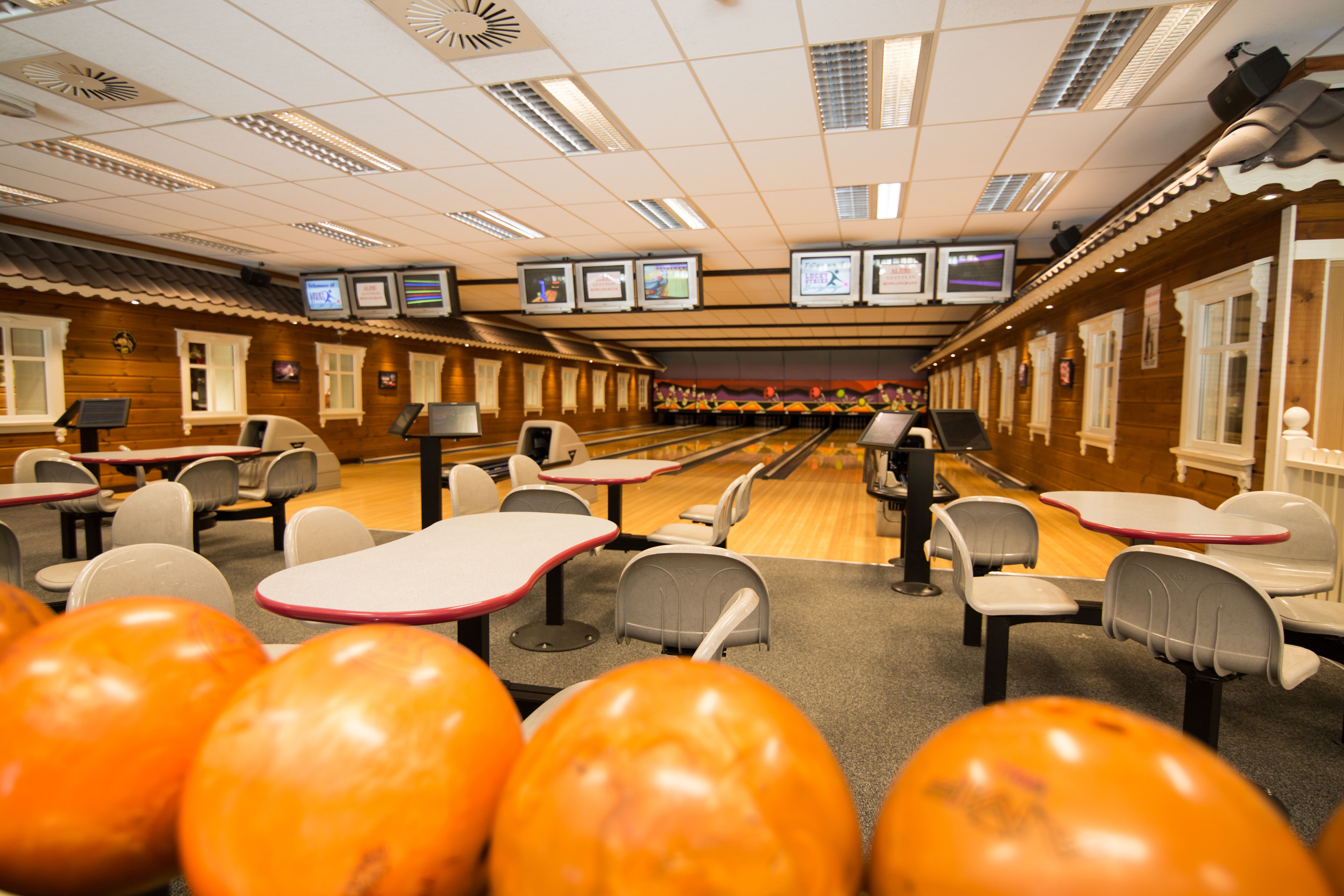 Lucky Strike Bowling