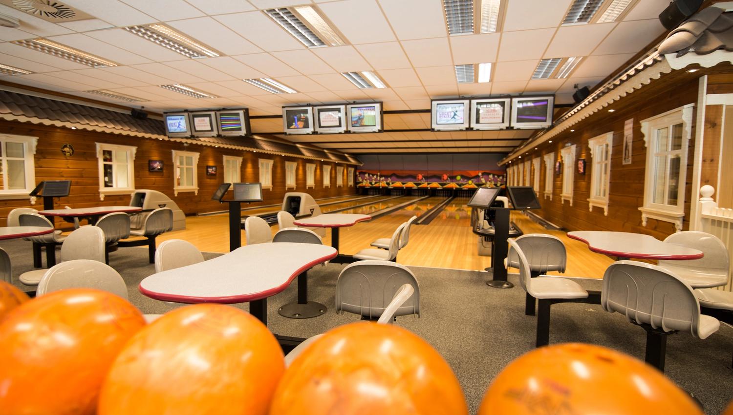 Lucky Strike Bowling