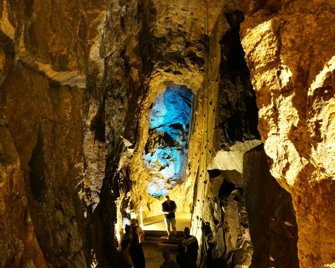 the mines with blue light
