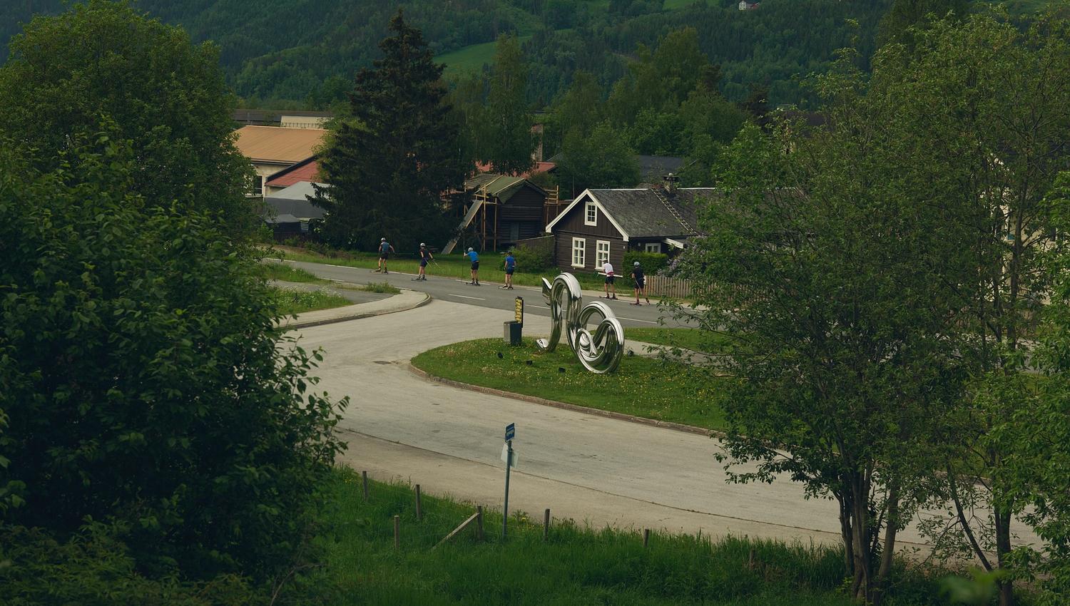 Stedskunst.no-Gudbrandsdalsvegen-21-06-10-082-Kunstlandskap_Gudbrandsdalen-Foto_Ola_Rindal
