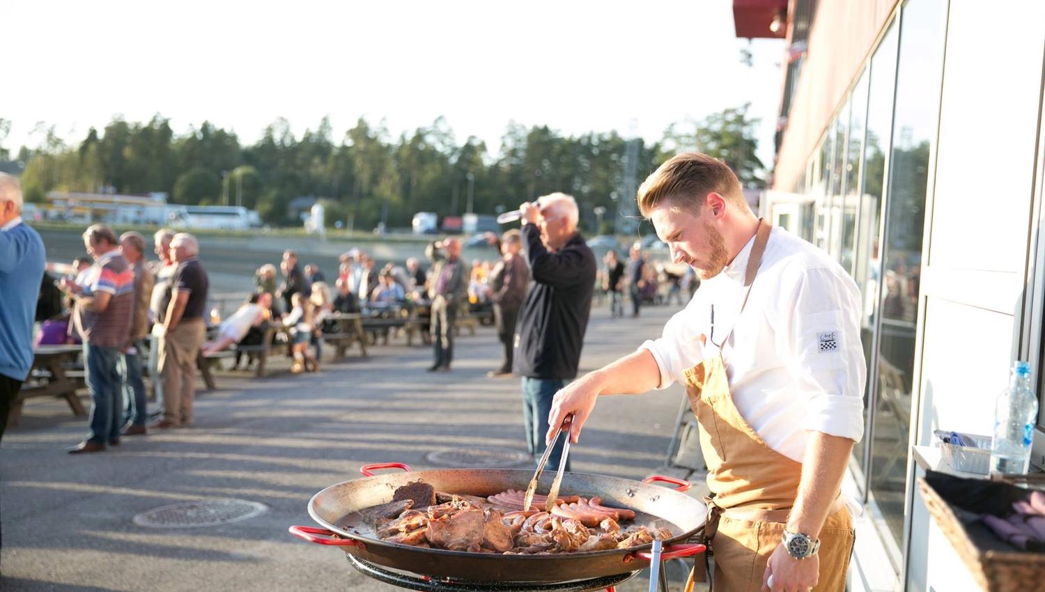 Grilling på Momarken Travbana