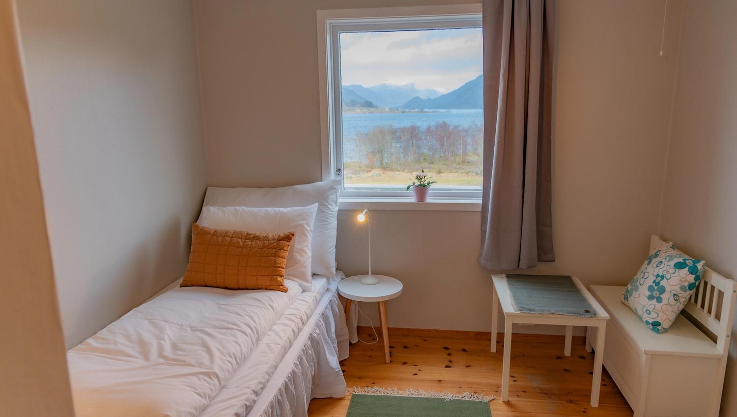 Single room with fjord view