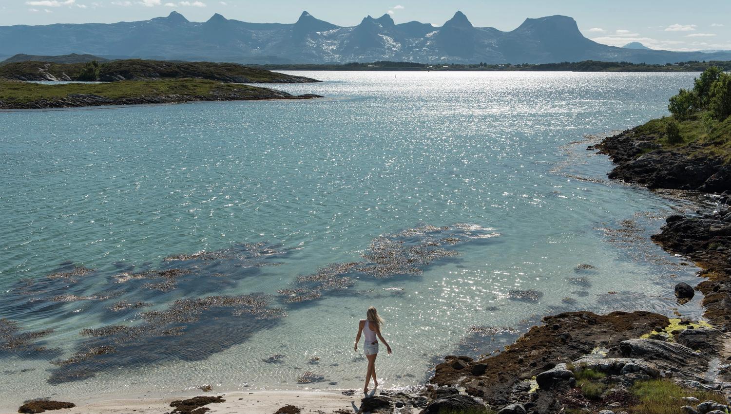 Utsikt til søstrene fra Herøy