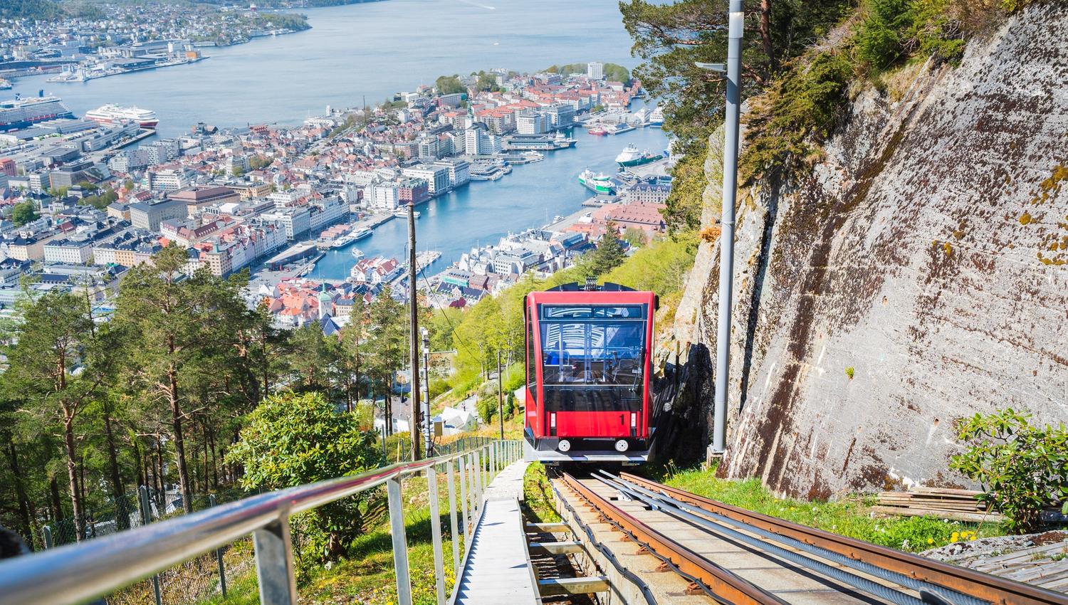 Fløibanen funicular