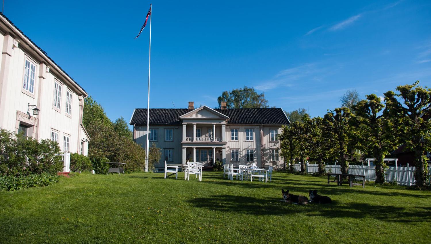 Annexstad gård - Hovedbygningene