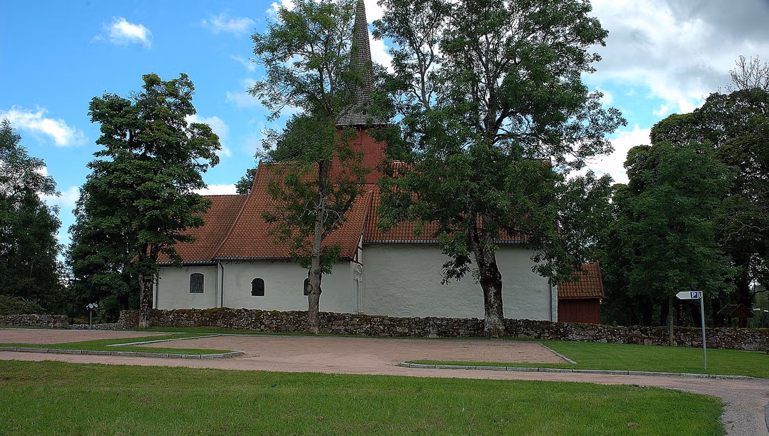 Tanum kirke