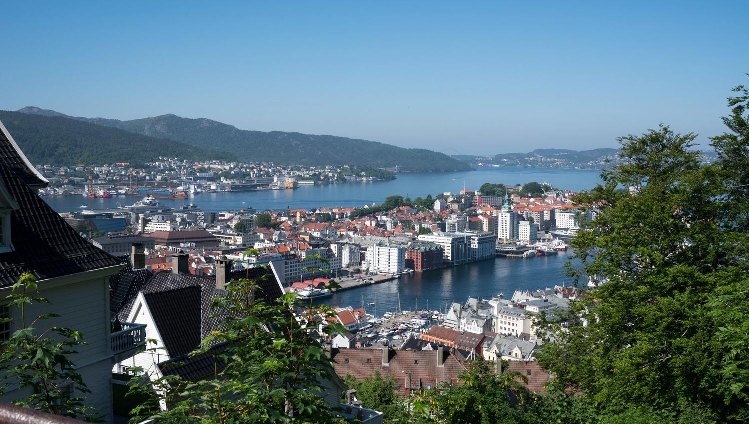 See Bergen from your bike