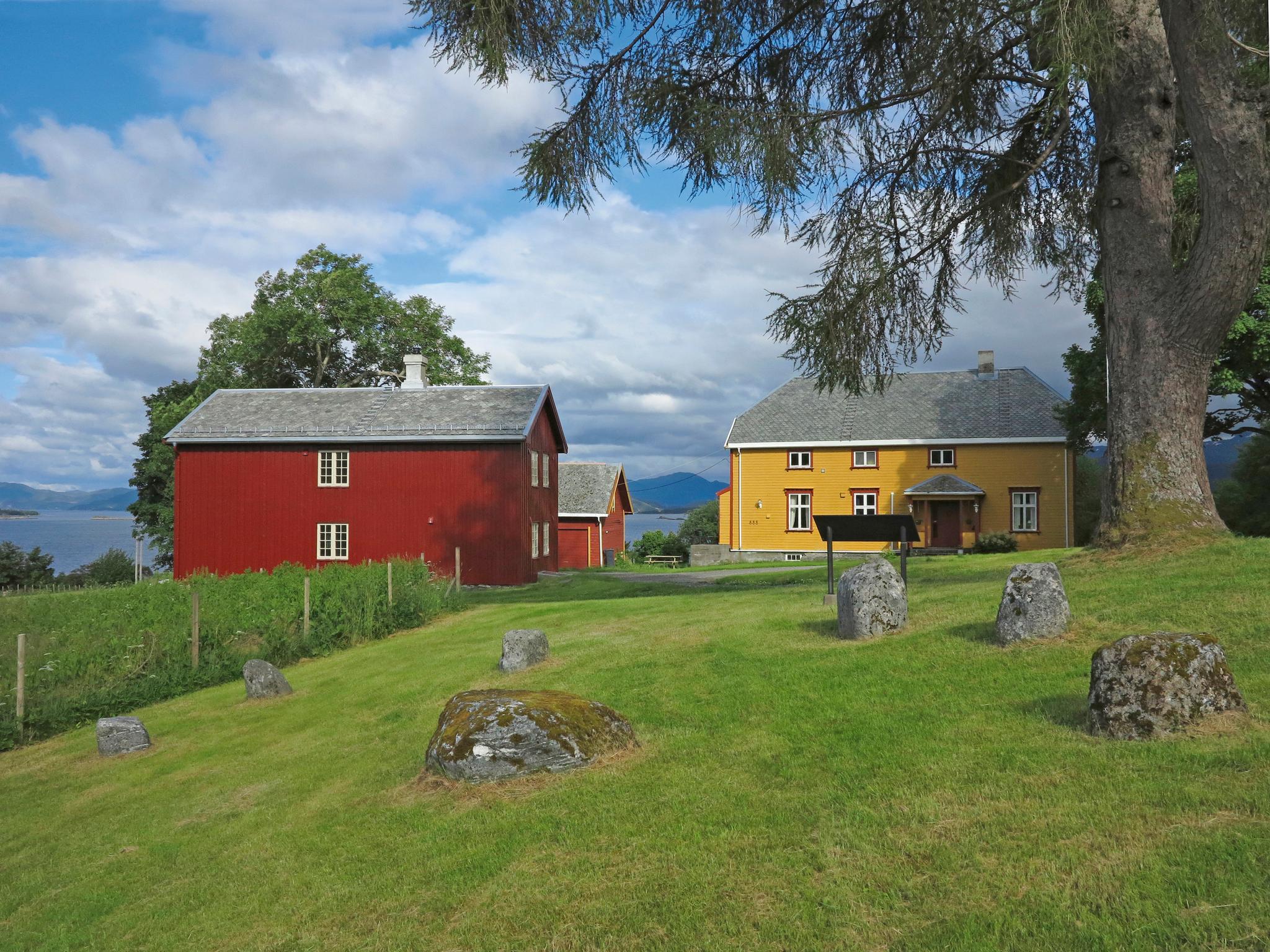 Borgstua accomodation - Kvernes