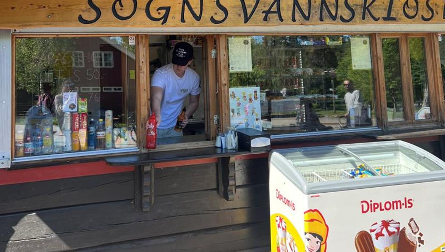 Sognsvannkiosken med ansatt