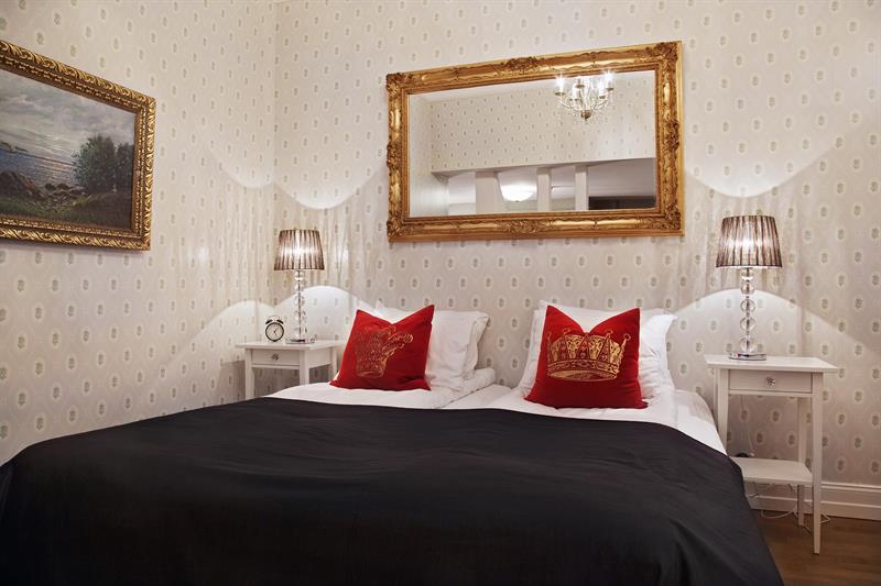 Double bed