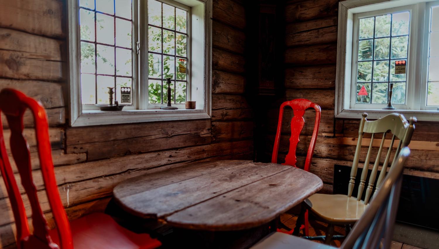 På innsiden av Søgne Gamle Prestegård