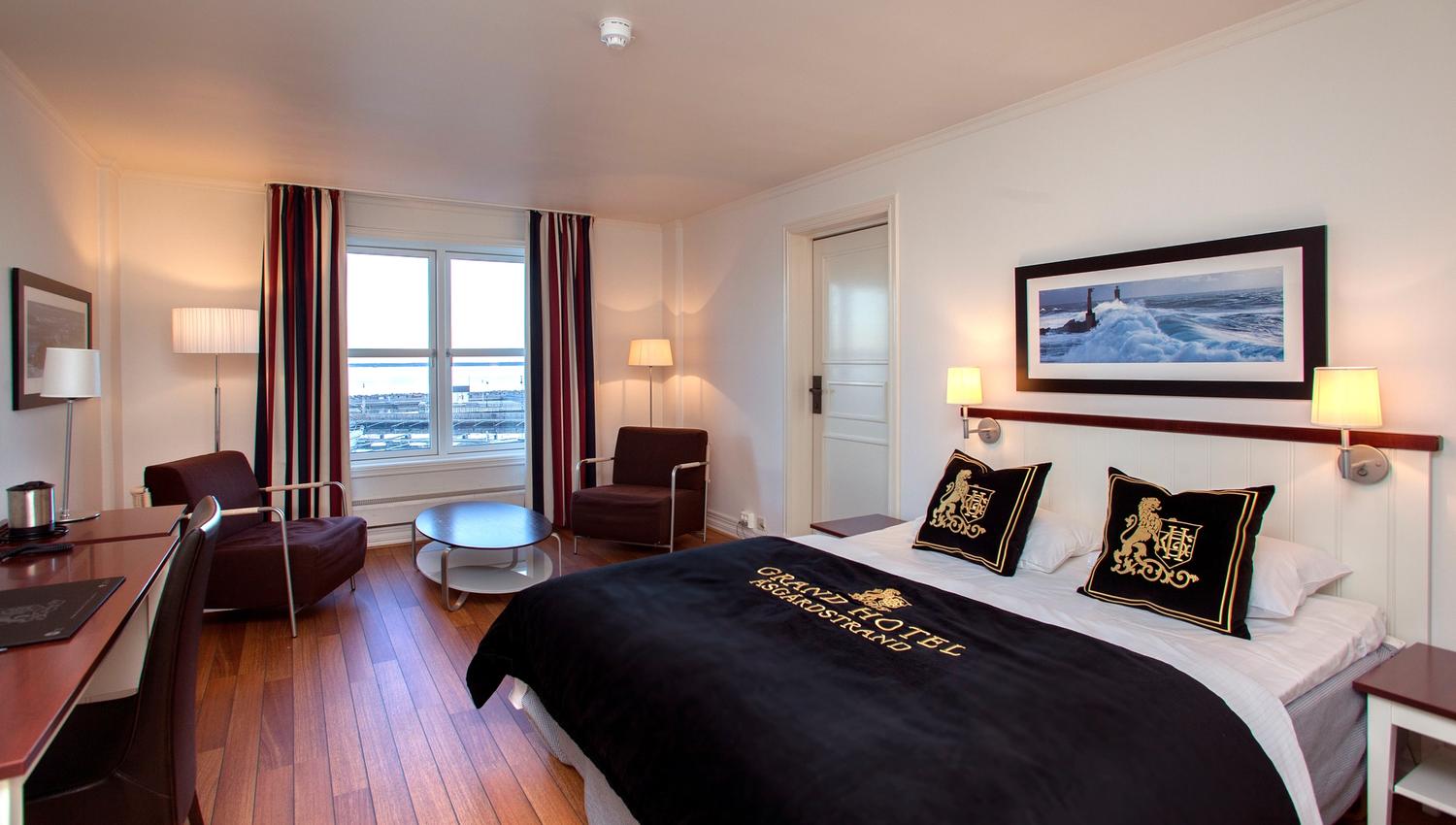 large bed in the hotel room