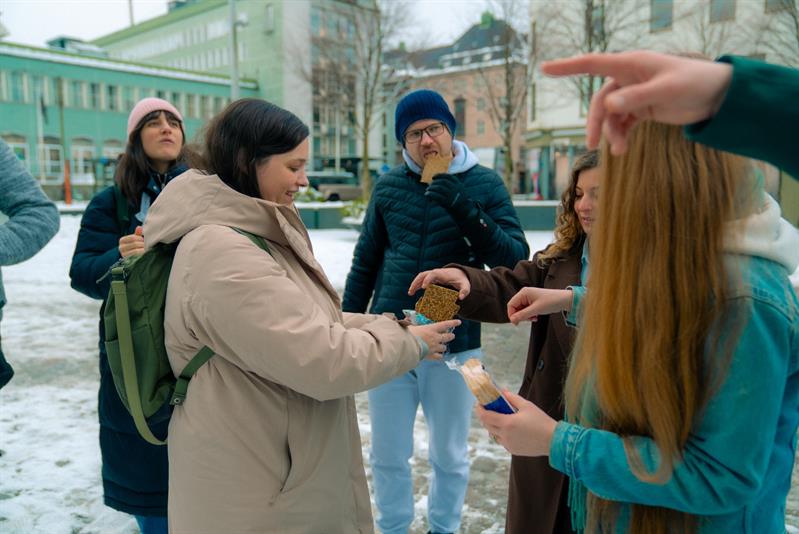The participants taste typical Norwegian food