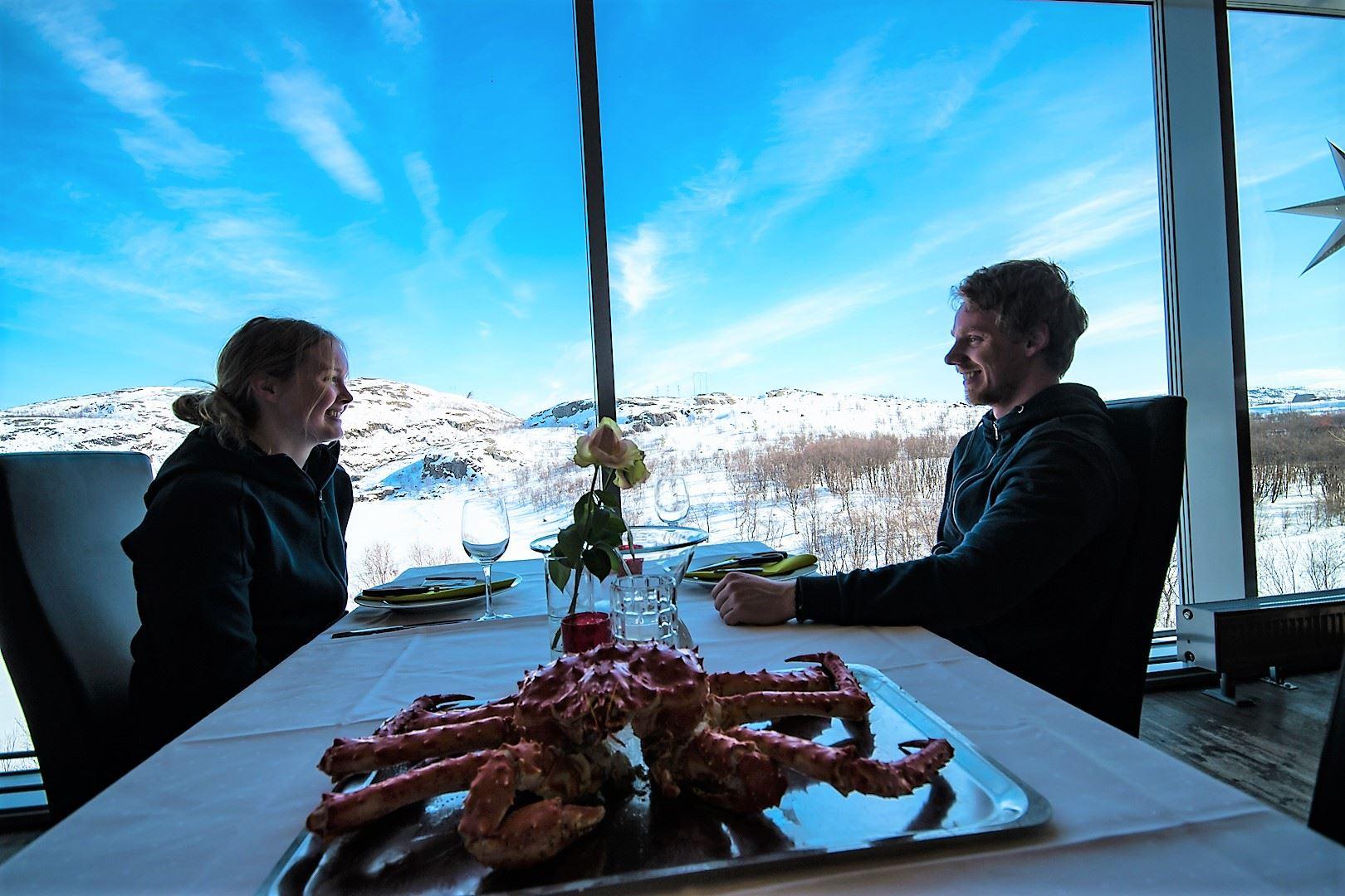 Snowhotel Kirkenes - King crab safari