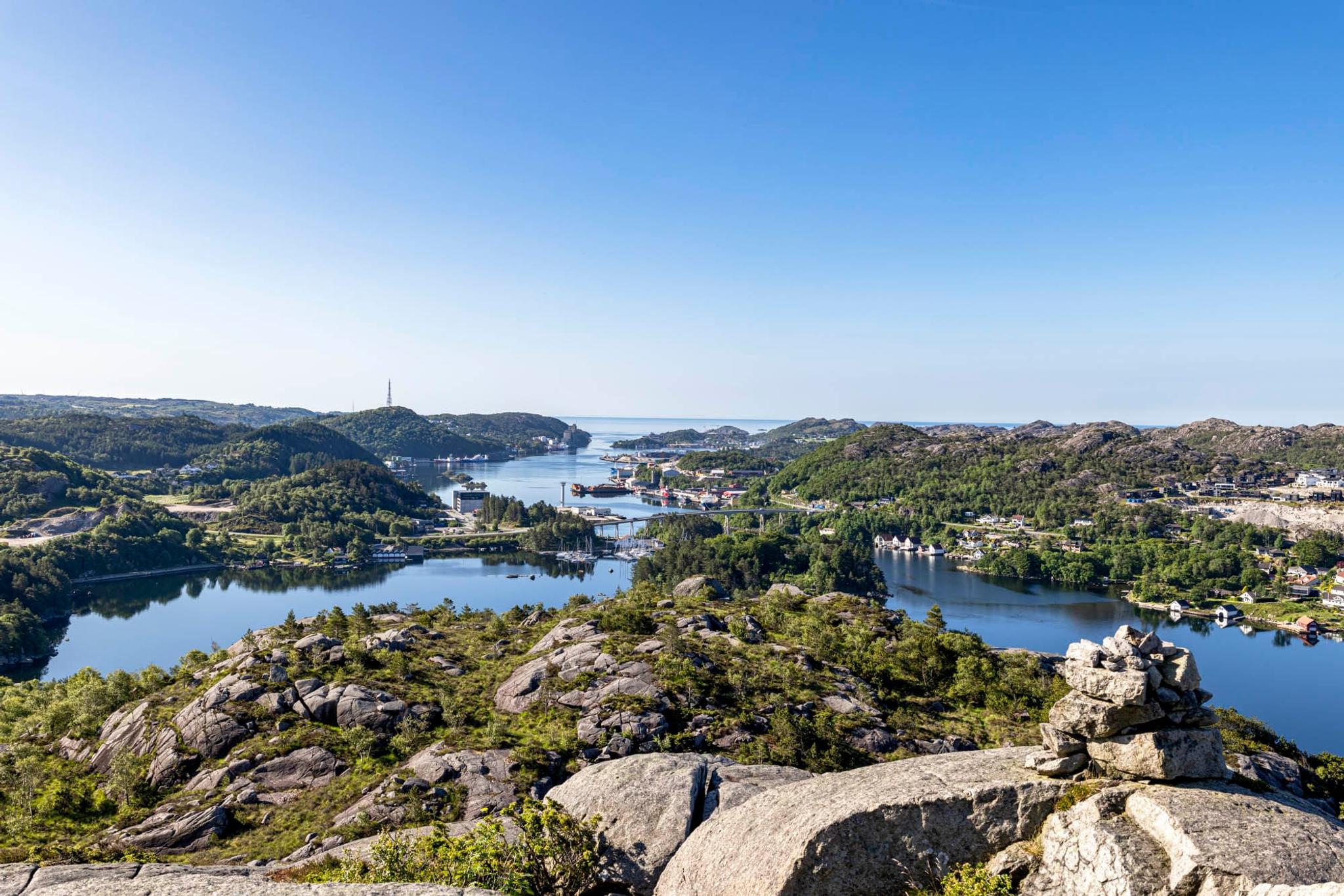 Hike to Launesfjellet