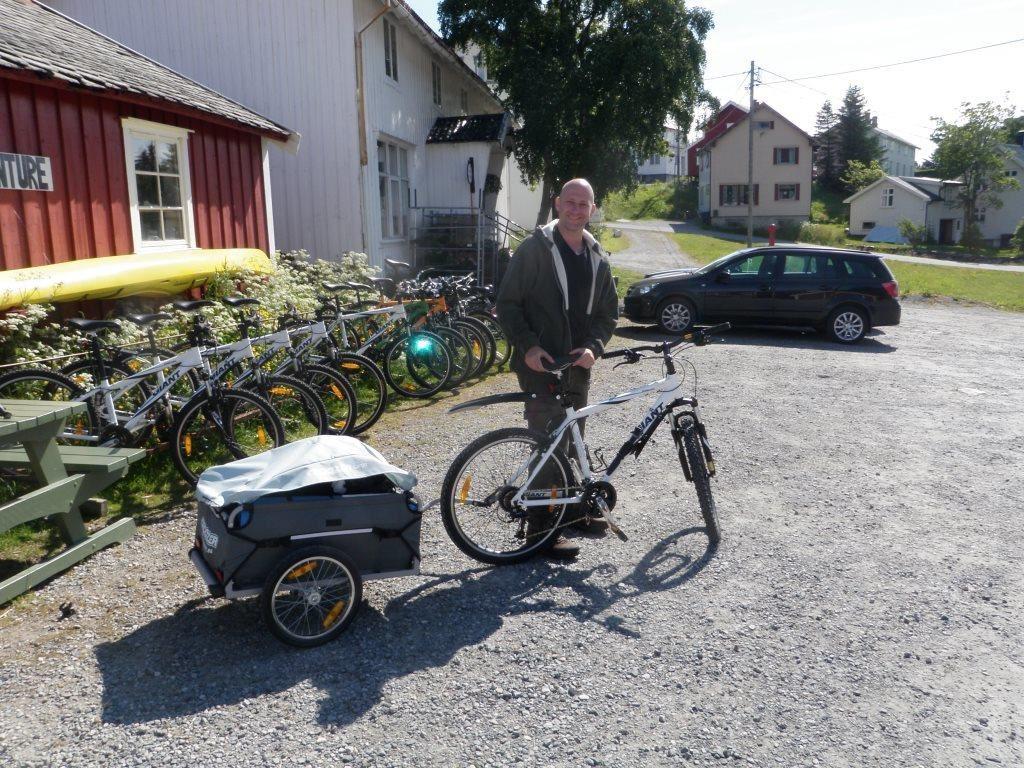 5 hour Cykling trip Reine - Å - Reine