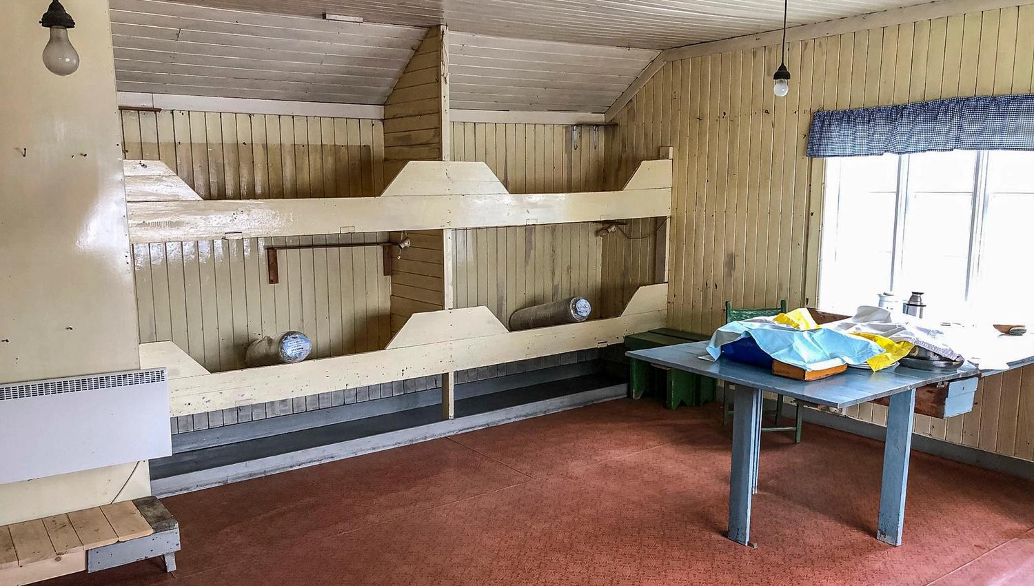 Tinden Handelssted rorbusal