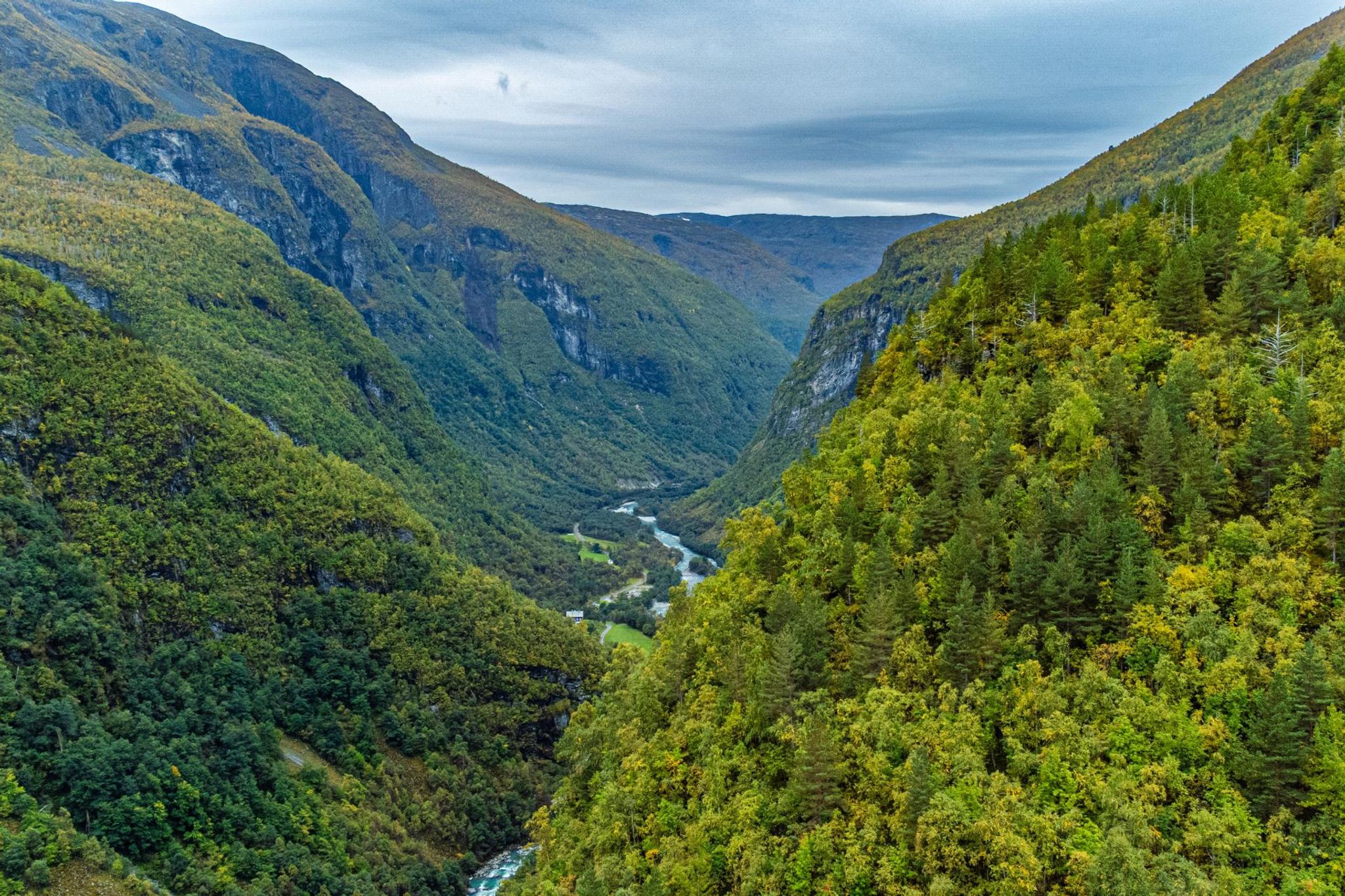 Utladalen, Årdal