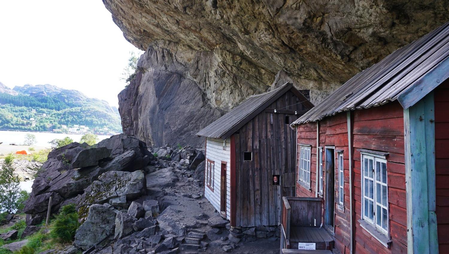 Helleren in Jøsssingfjord. Photo: Christine Baglo - Visit Norway