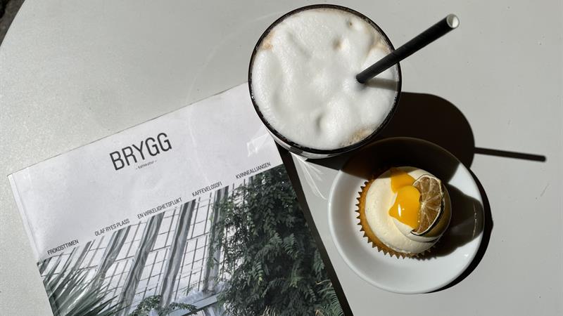 Coffee and cake