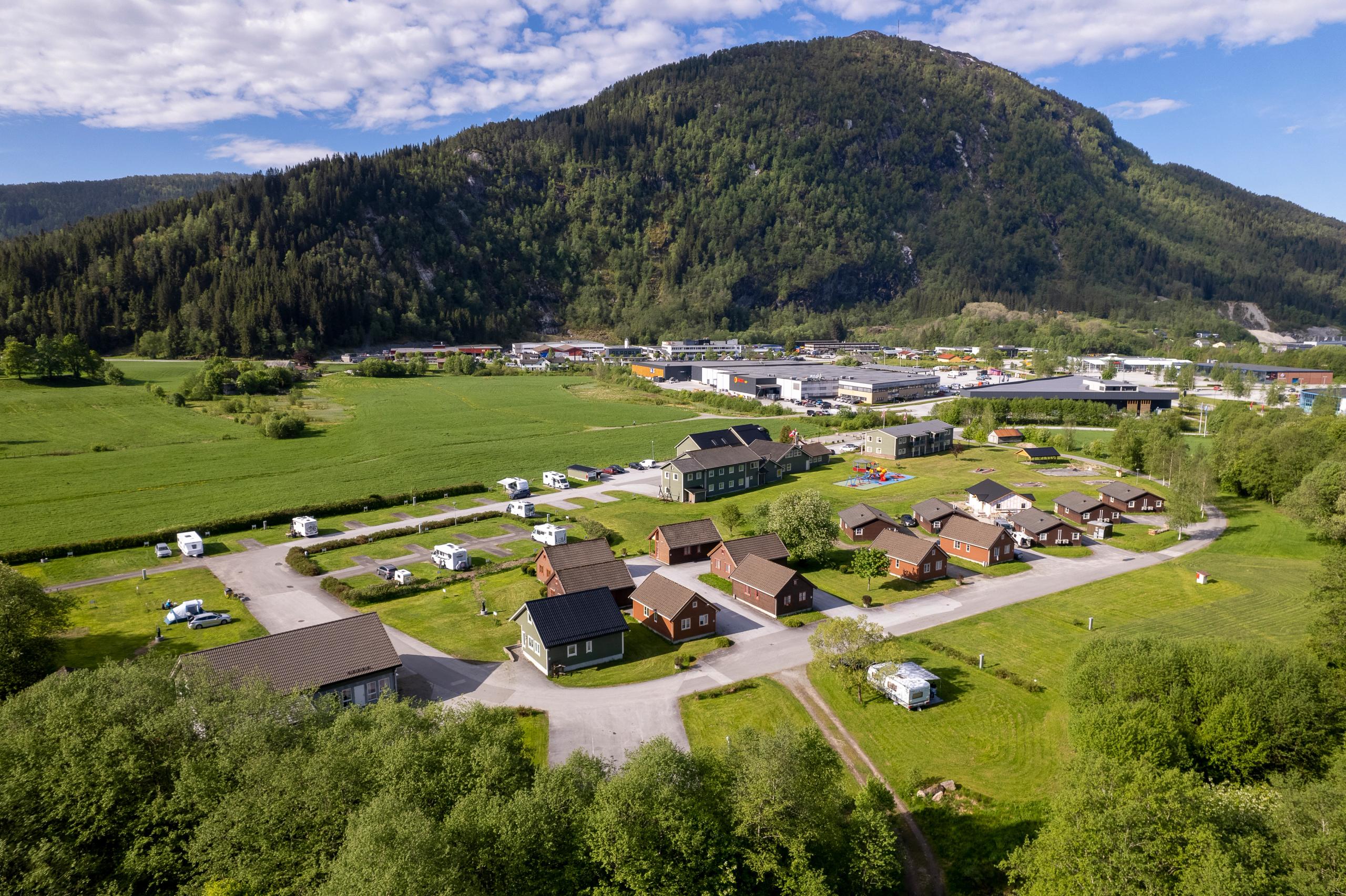 Førde Gjestehus og Camping