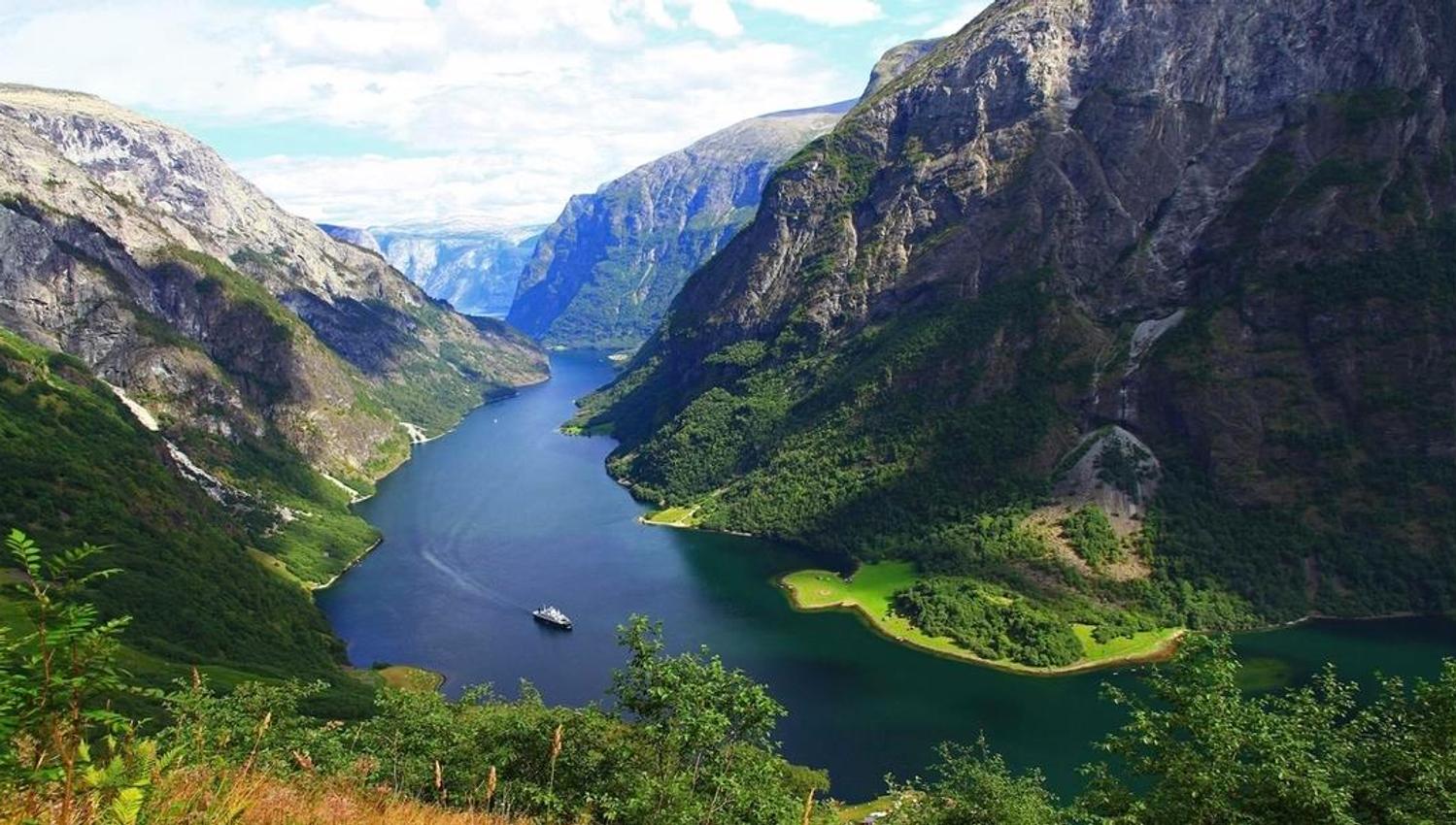 A bird's eye view of the fjord