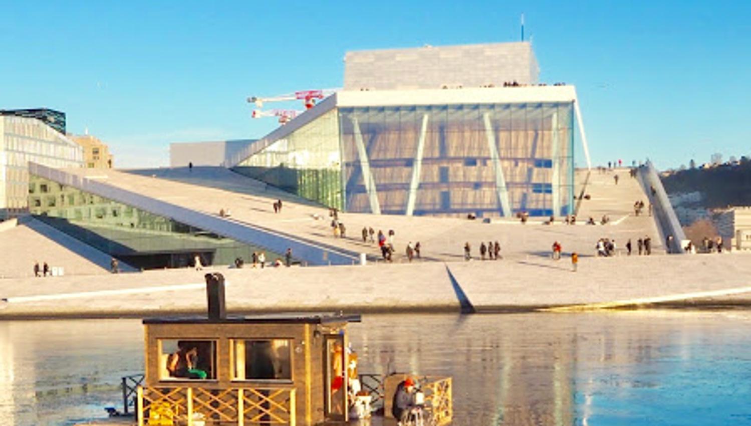 Floating sauna in front of the Opera House.