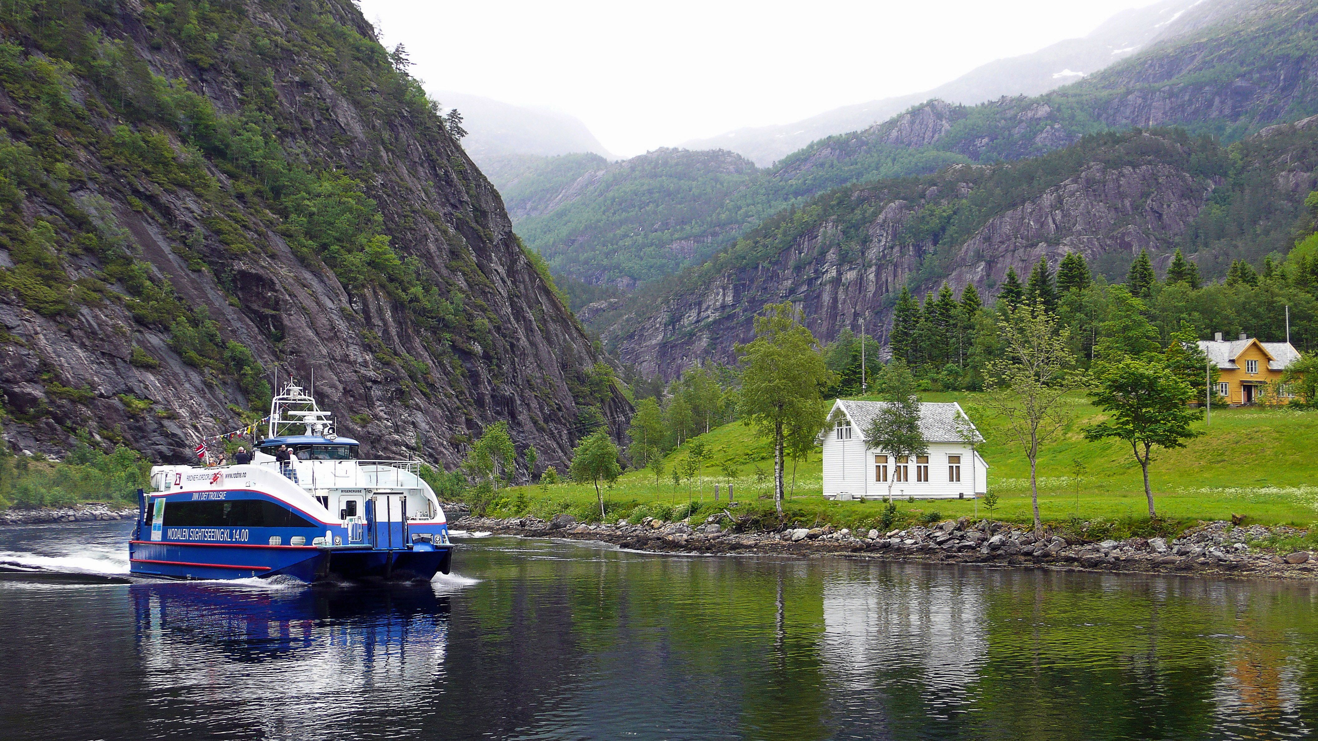 Fjord Cruise to Mostraumen