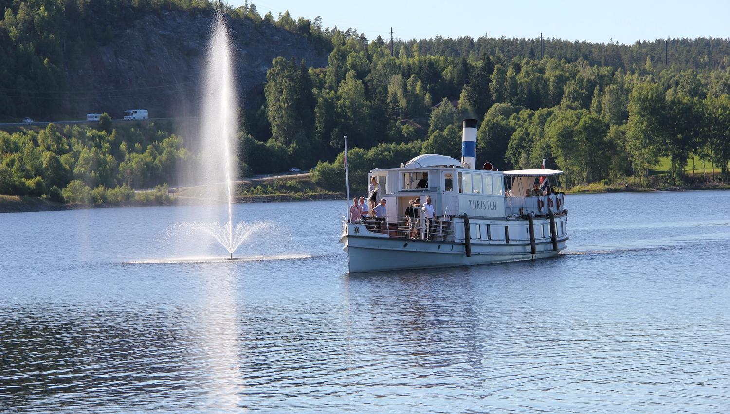 DS Turisten in Haldenkanalen